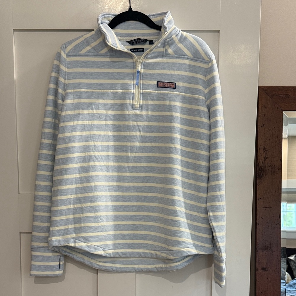 Vineyard Vines NWOT Blue & Cream Quarter-Zip Pullover “The Shep Shirt” - Picture 2 of 5